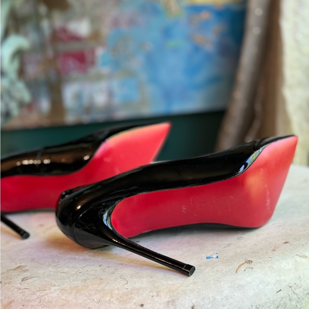Christian Louboutin high heels, red bottoms size 40 - Picture 9 of 9